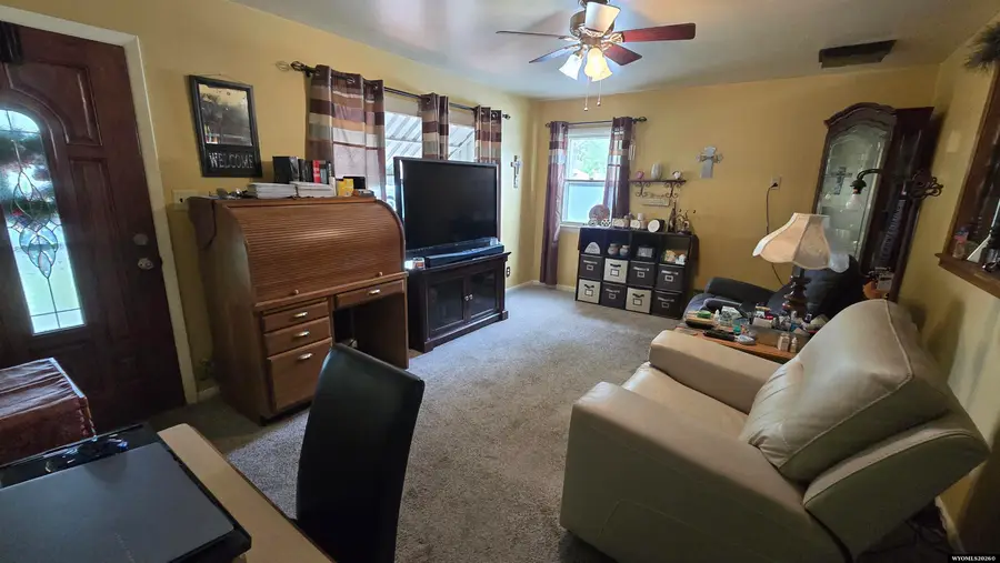1115 Westwood Dr, Riverton, WY 82501 - #3