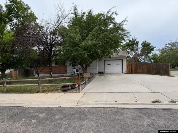 370 Driftwood Street, Green River, WY 82935