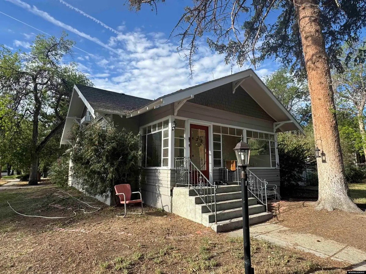 101 W Jackson Avenue, Riverton, WY 82501 - #1