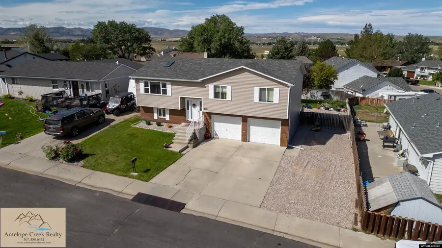 1140 Cactus Court, Douglas, WY 82633 - #2