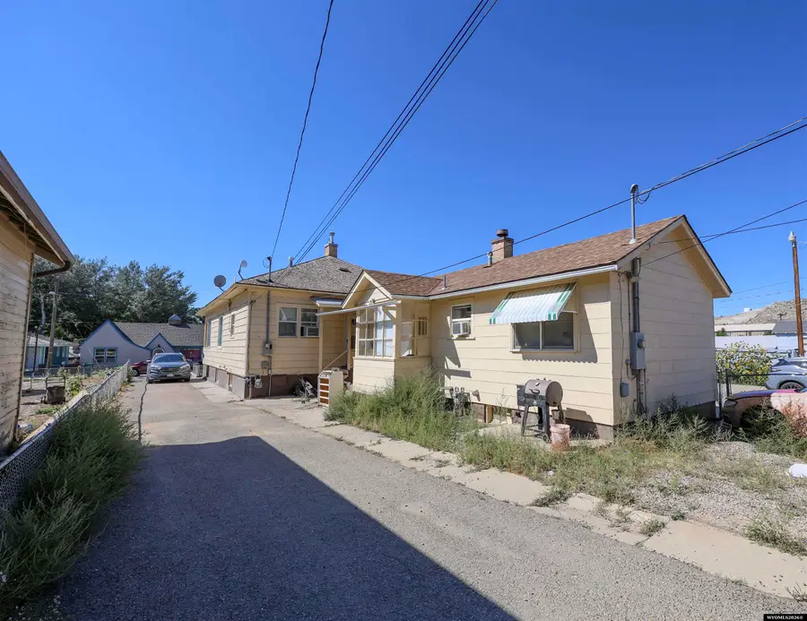 425 Elias Avenue, Rock Springs, WY 82901 - #2