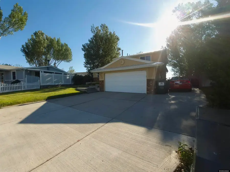 3305 Clyman Drive, Rock Springs, WY 82901 - #2