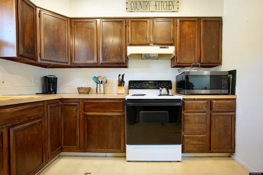 6674 Sharrock Road, Casper, WY 82604 - #3