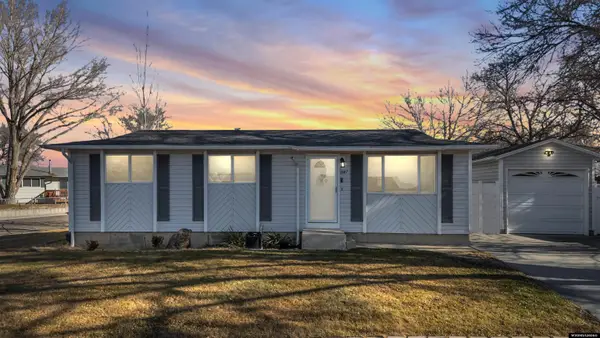 1147 Palisades Ct, Rock Springs, WY 82901