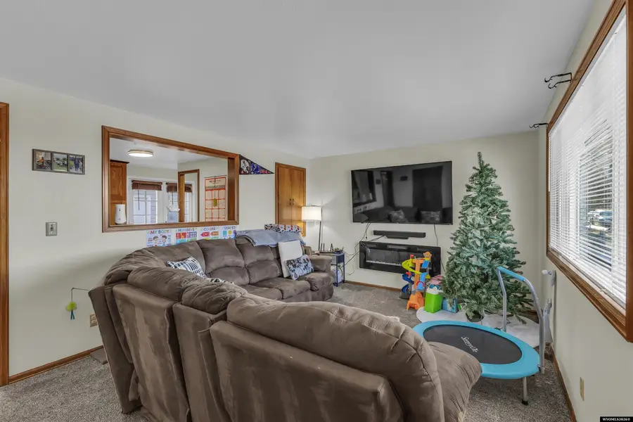 1147 Palisades Ct, Rock Springs, WY 82901 - #3