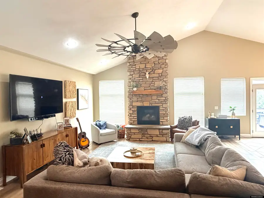 350 Cottonwood Place, Mountain View, WY 82939 - #3