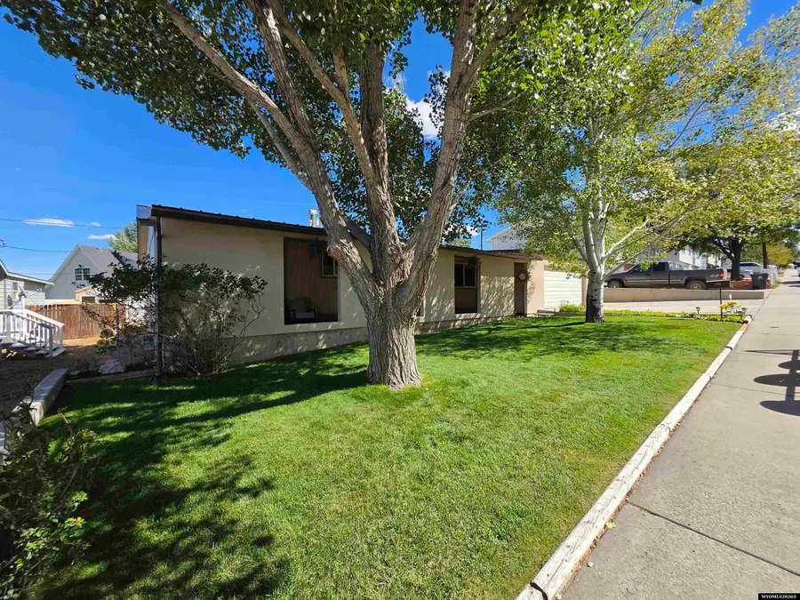 1205 Cottonwood Drive, Rock Springs, WY 82901-6618 - #2