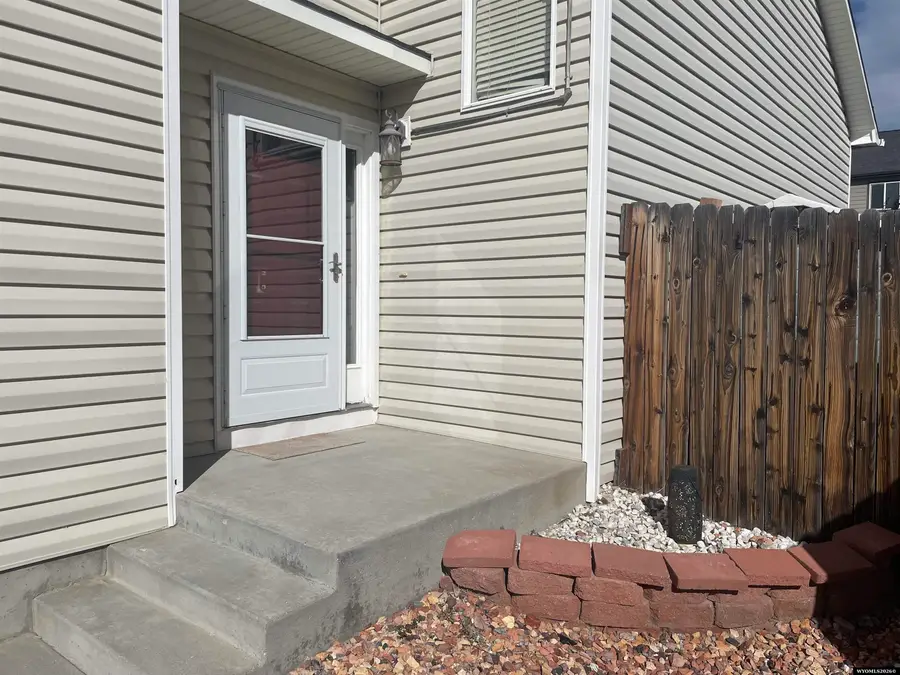 6820 Columbia River Road, Casper, WY 82604 - #3