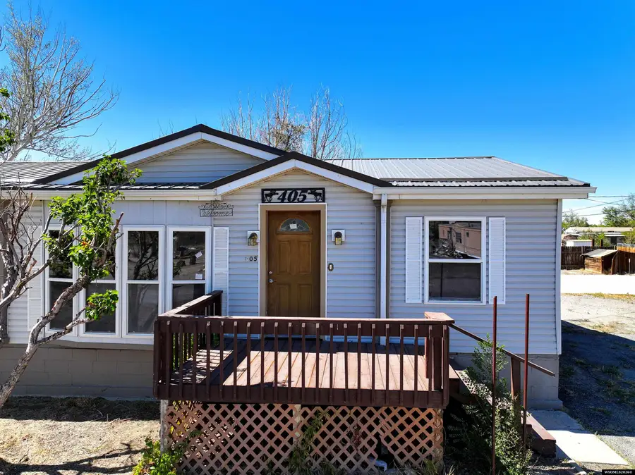 405 Main St., Shoshoni, WY 82649 - #3