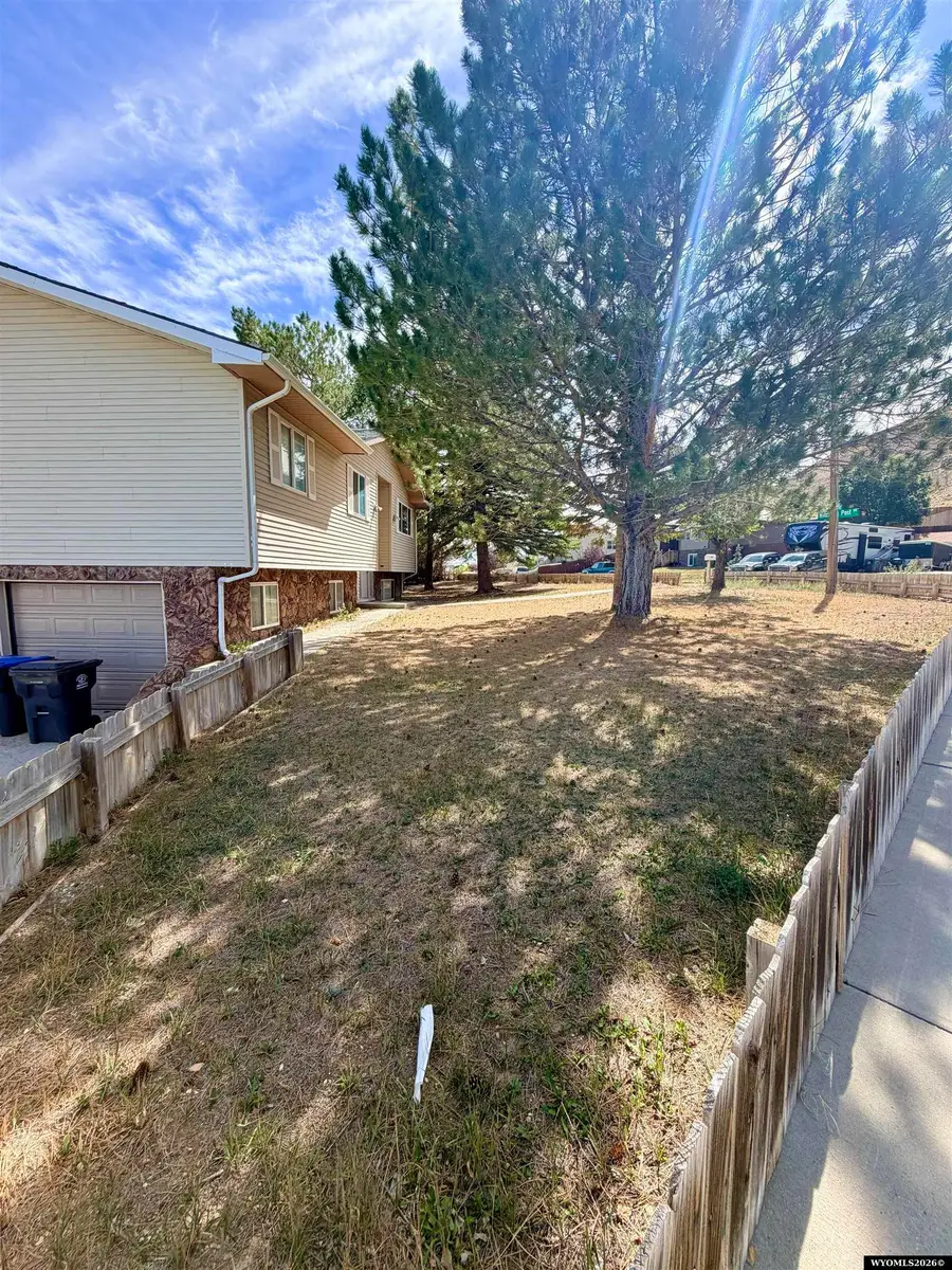 2805 Hitching Post Drive, Green River, WY 82935 - #3