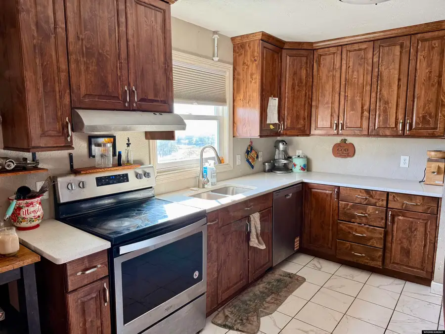 1112 S Jeffers Drive, Rawlins, WY 82301 - #2
