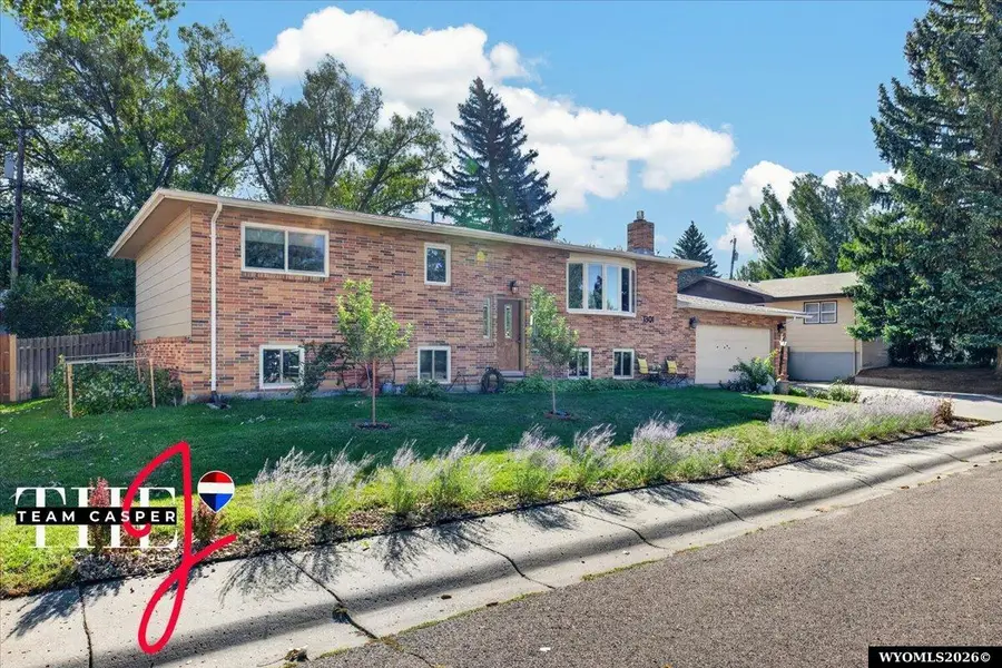 1301 Manor Dr, Casper, WY 82609 - #2