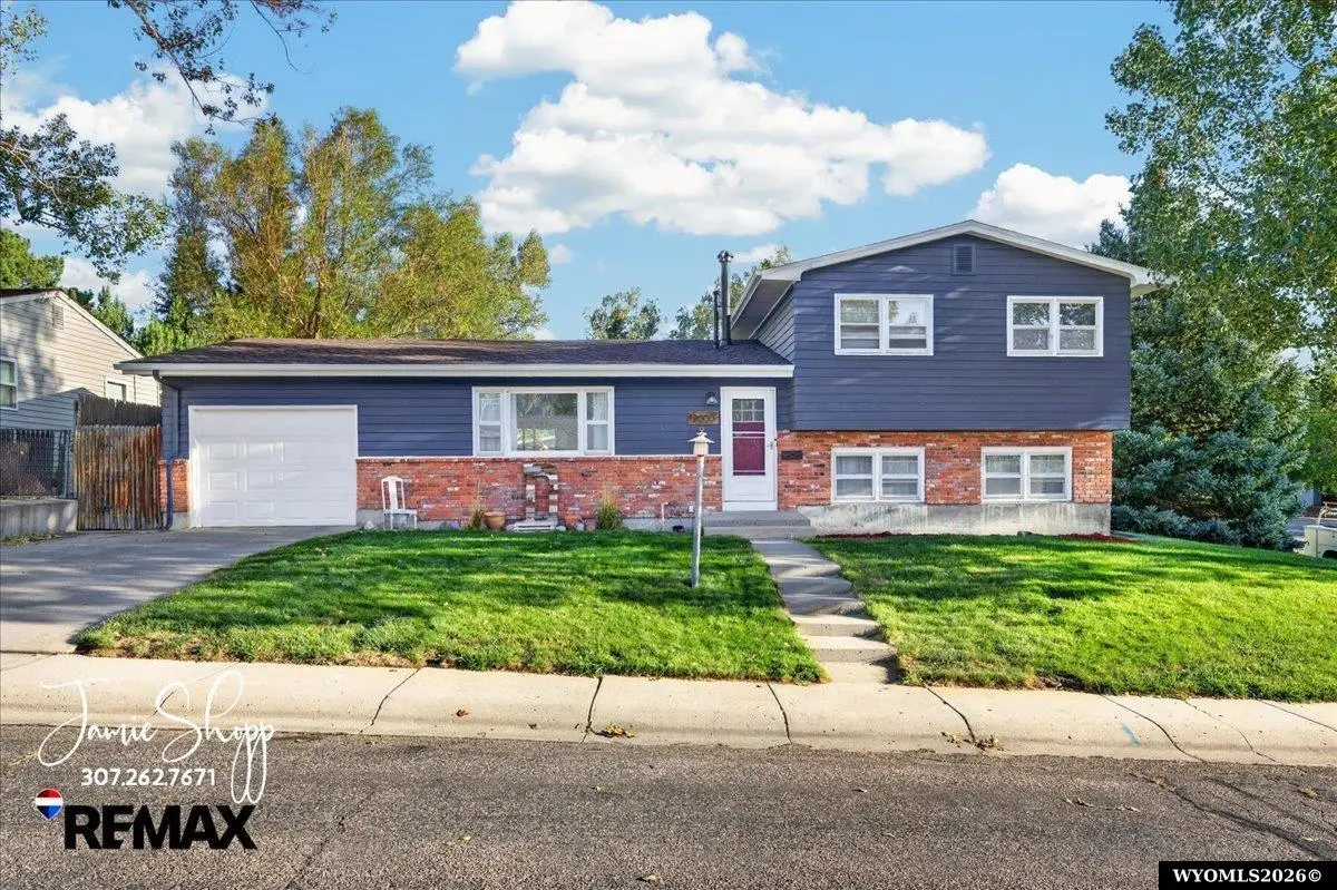 2000 Kingsboro Rd, Casper, WY 82604 - #1