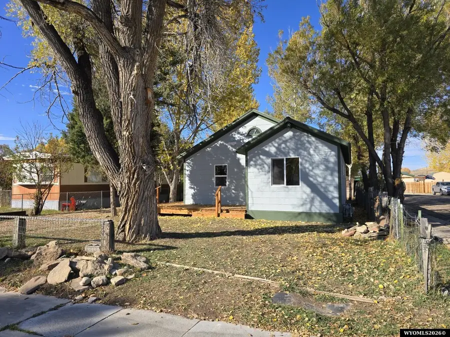 221 Beryl Street, Kemmerer, WY 83101 - #2