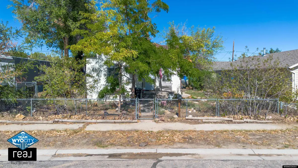 146 W J Street, Casper, WY 82601 - #1