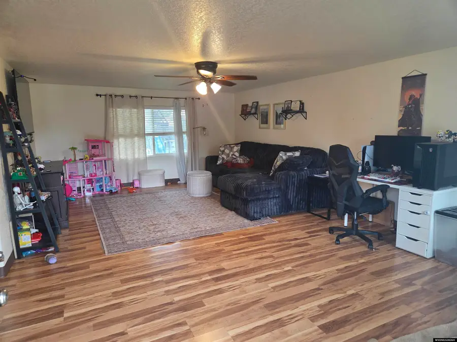 24 Valley Dr, Casper, WY 82604 - #2