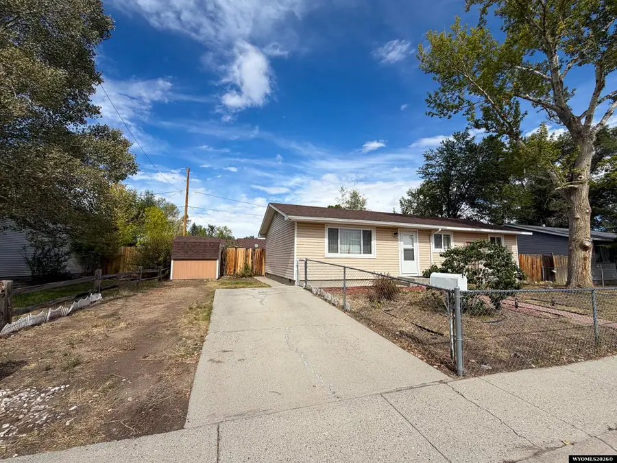 302 Heather Drive, Riverton, WY 82501 - #2