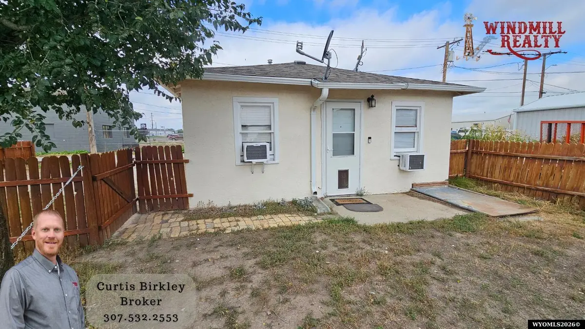 1826 E B Street, Torrington, WY 82240 - #1