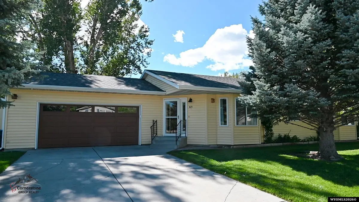 815 W Monroe Avenue, Riverton, WY 82501 - #1