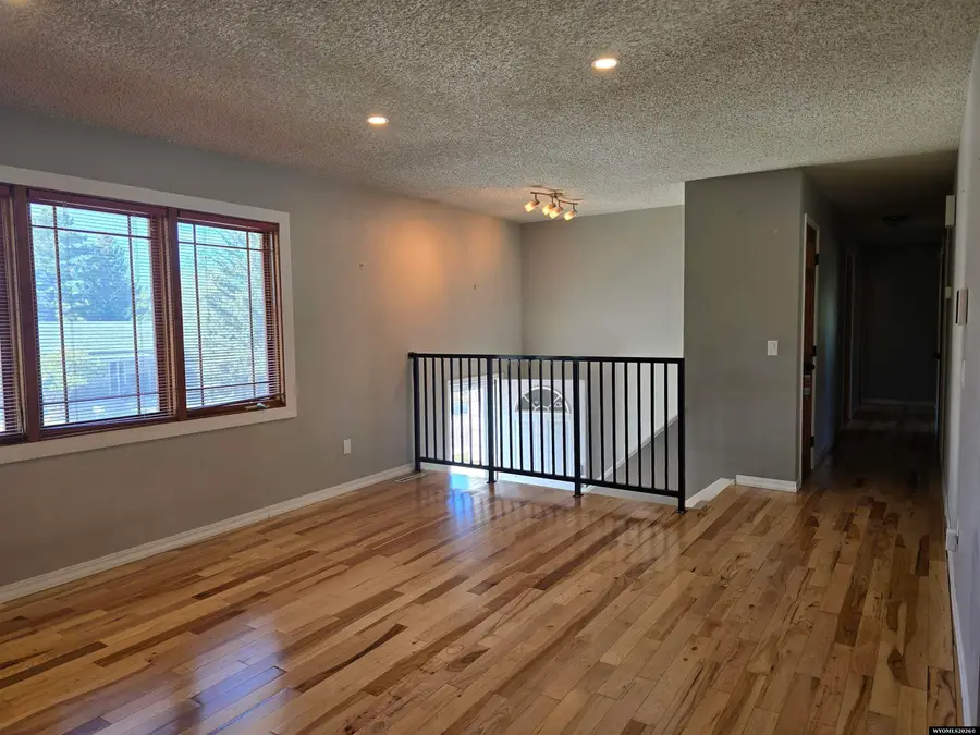 921 Sussex, Casper, WY 82609 - #3