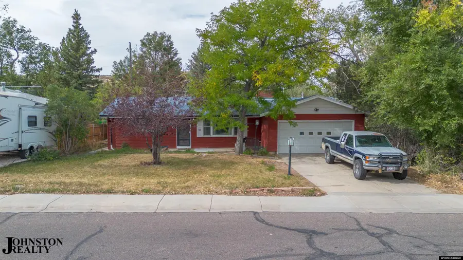 160 Valley Dr, Casper, WY 82604 - #2
