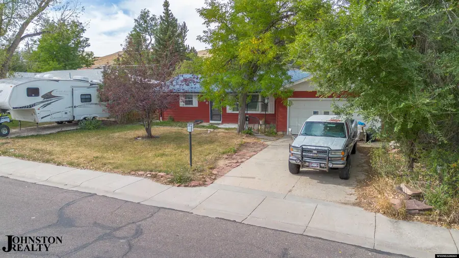 160 Valley Dr, Casper, WY 82604 - #3