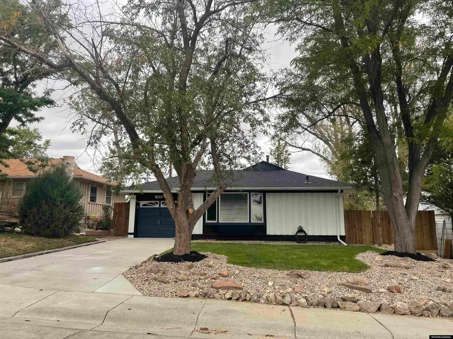 154 N Montana Avenue, Casper, WY 82609 - #2