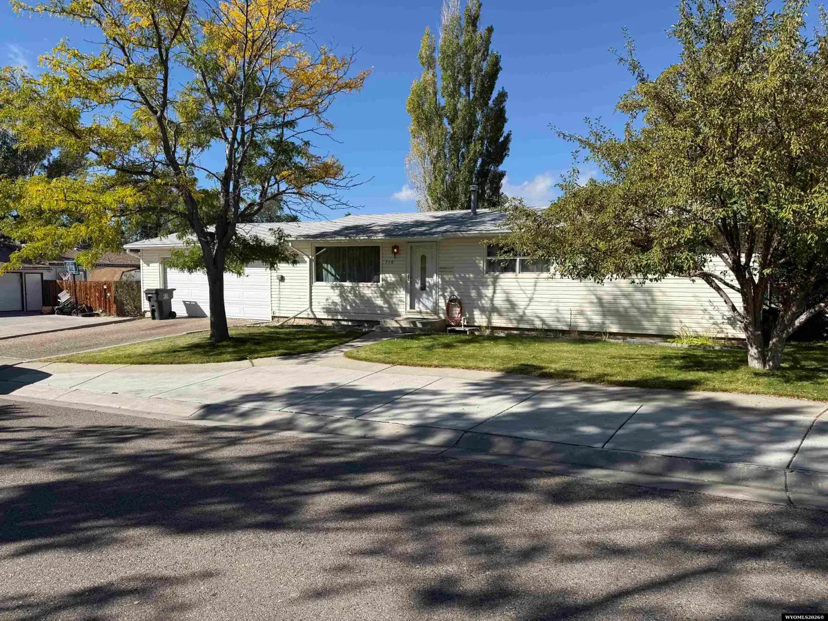 710 Central Street, Rock Springs, WY 82901-4700 - #1