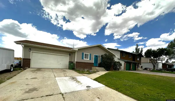 3201 Fir Dr, Rock Springs, WY 82901