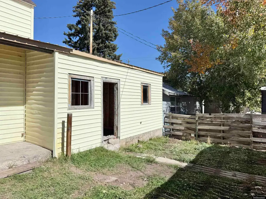 610 Cedar Ave, Kemmerer, WY 83101 - #3