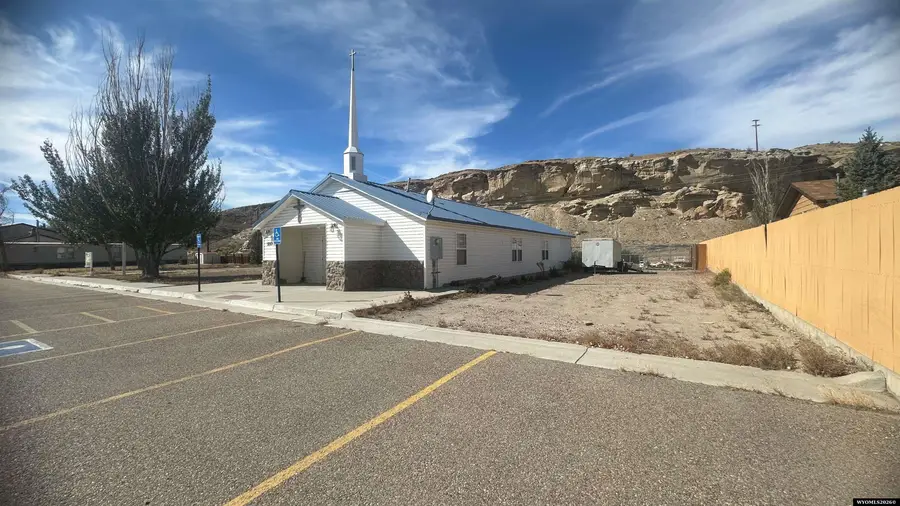 1233 Railroad Avenue, Rock Springs, WY 82935 - #3