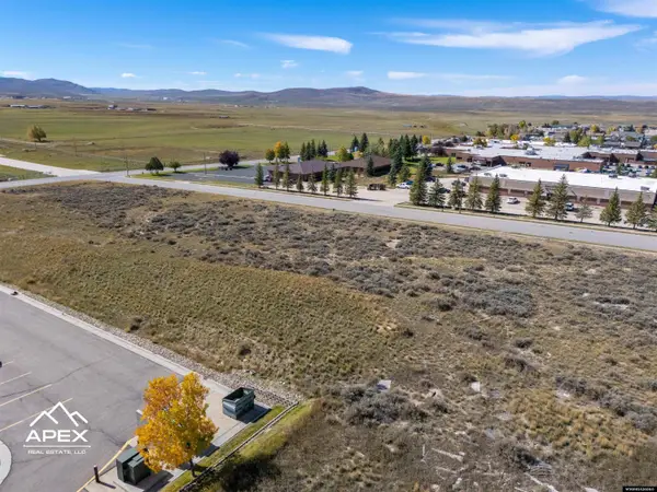194 Feather Way, Evanston, WY 82930