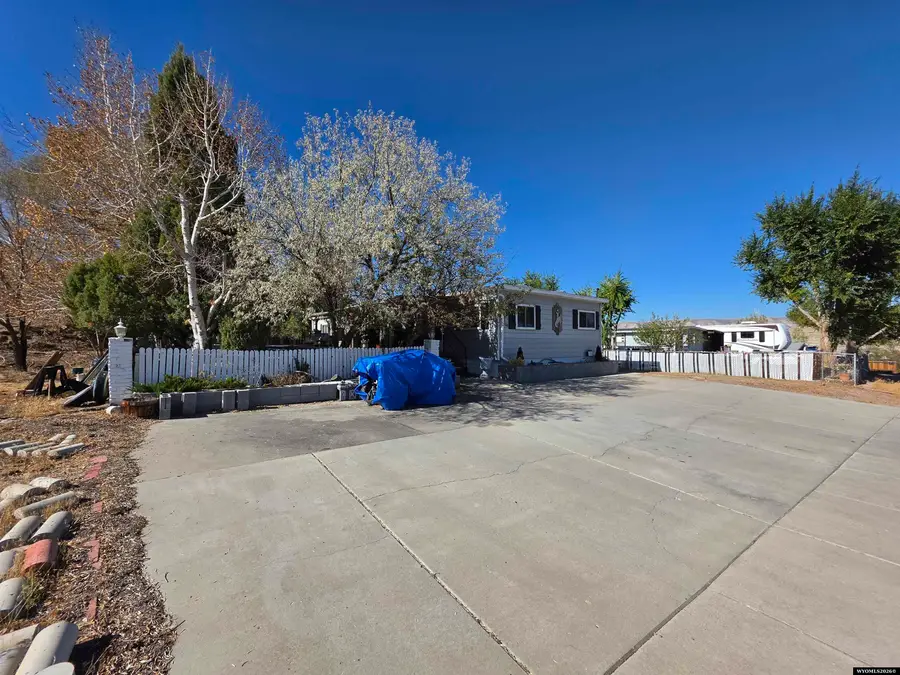 806 2nd Ave West Street, Rock Springs, WY 82901-7685 - #2