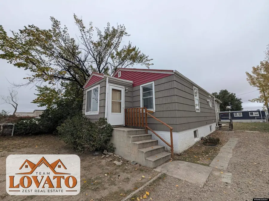 834 Iron, Evansville, WY 82636 - #2
