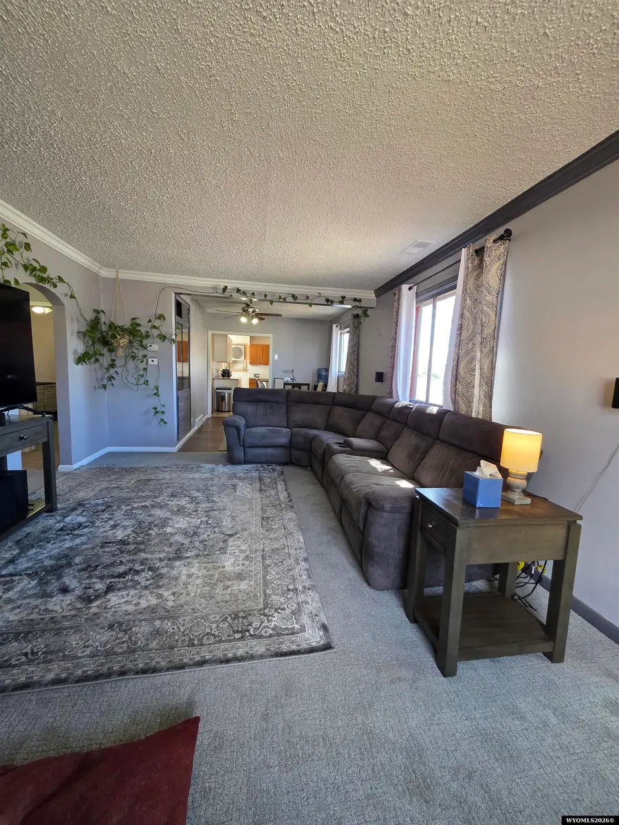 1102 9th St, Rock Springs, WY 82901 - #3