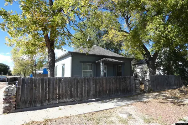 107 N Nebraska Avenue, Guernsey, WY 82214