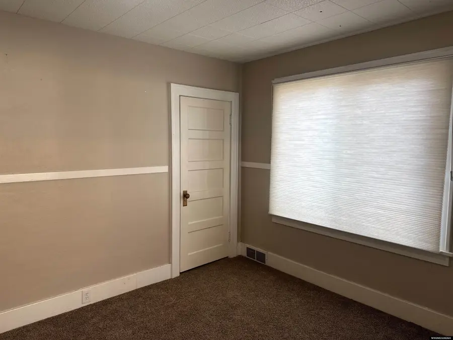 632 2nd ST, Rock Springs, WY 82901 - #2