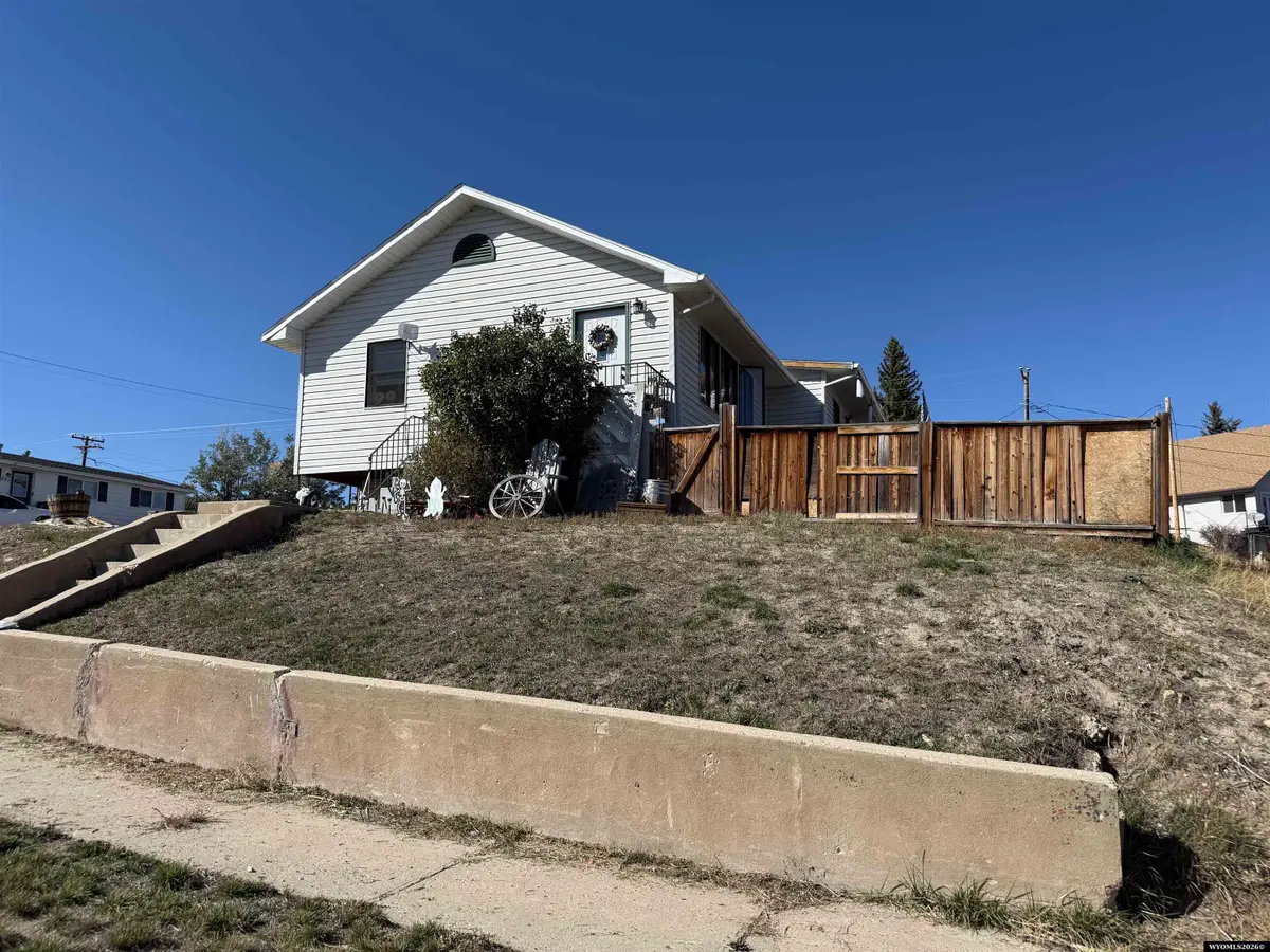 521 Pearl ST, Kemmerer, WY 83101 - #1