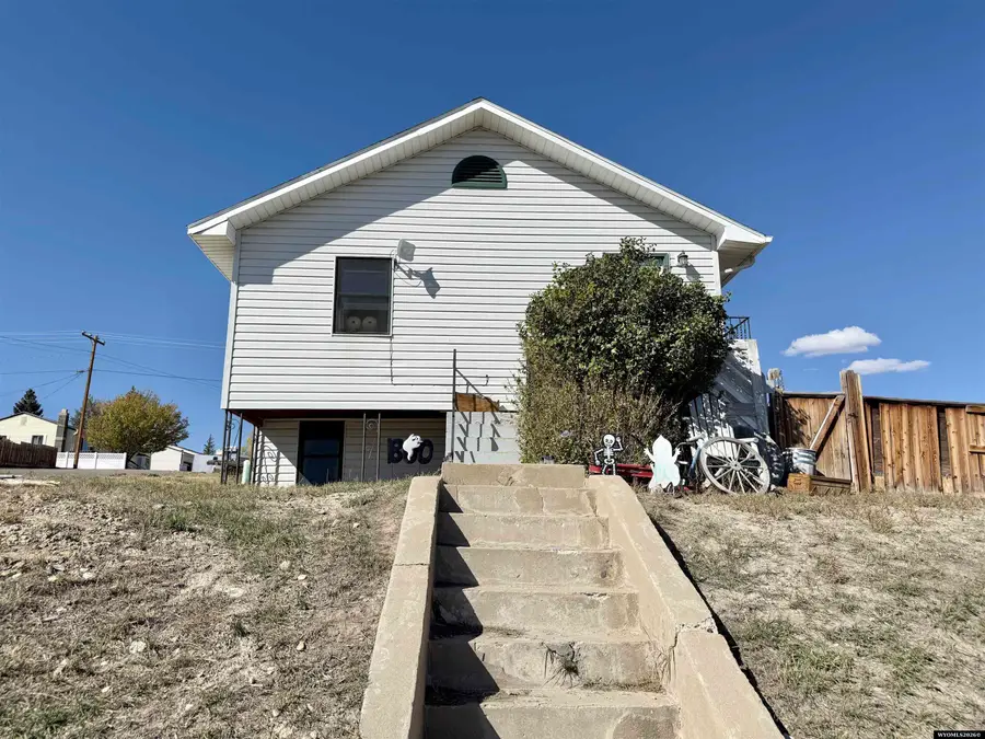 521 Pearl ST, Kemmerer, WY 83101 - #2