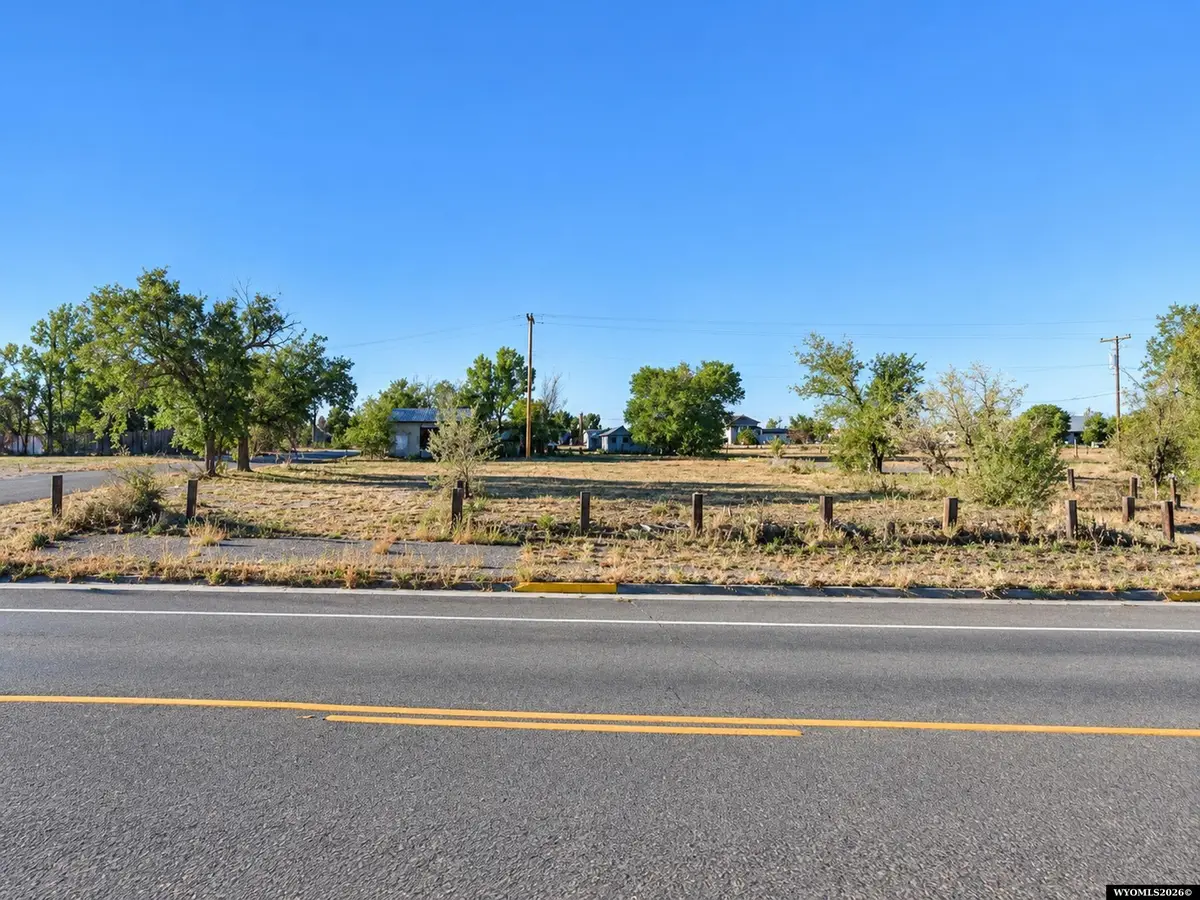 503 W 2nd St, Shoshoni, WY 82649 - #1