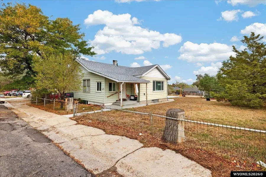 1303 S Jackson St, Casper, WY 82601 - #2