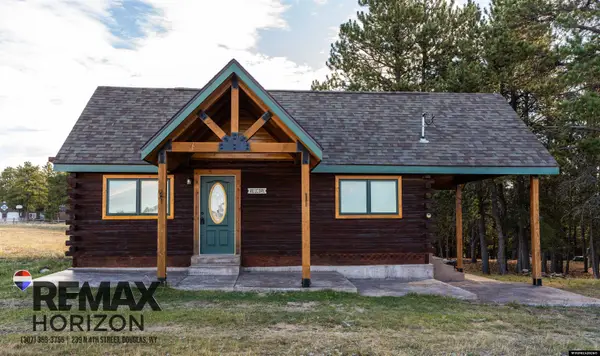 2936 Esterbrook Road, Douglas, WY 82633
