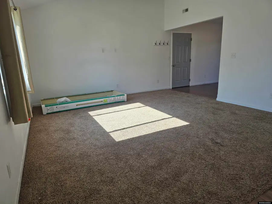 401 W Marble St, Guernsey, WY 82214 - #2
