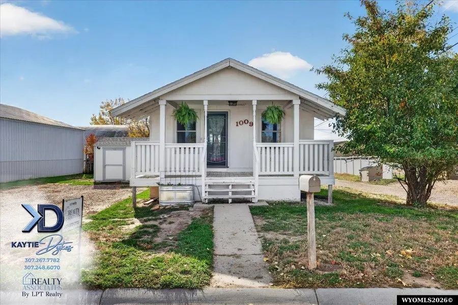 1009 Erwin Street, Douglas, WY 82633 - #2