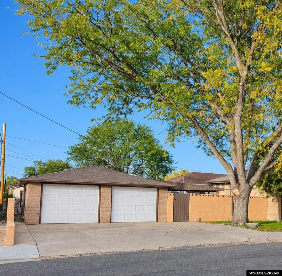 526 East 23rd Avenue, Torrington, WY 82240 - #3