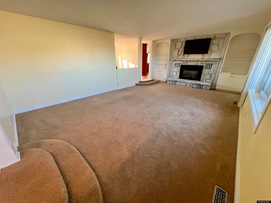 1240 Hilltop, Riverton, WY 82501 - #2